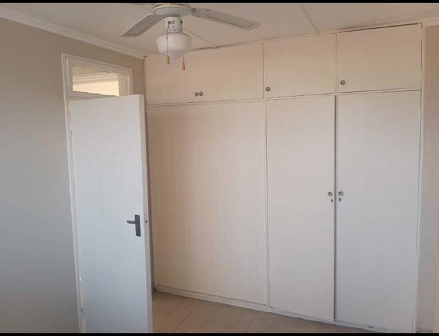 2.5 BEDROOM APARTMENT FOR SALE IN BULWER